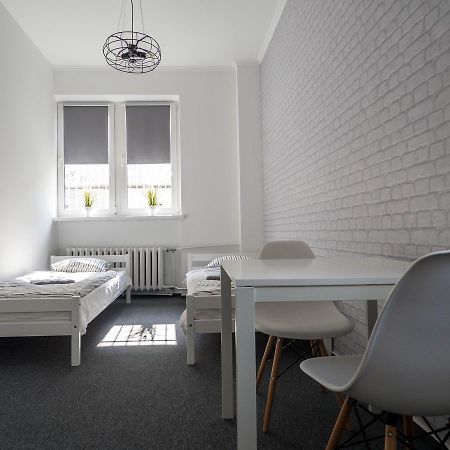 Sawa Hostel Warszawa Exteriör bild