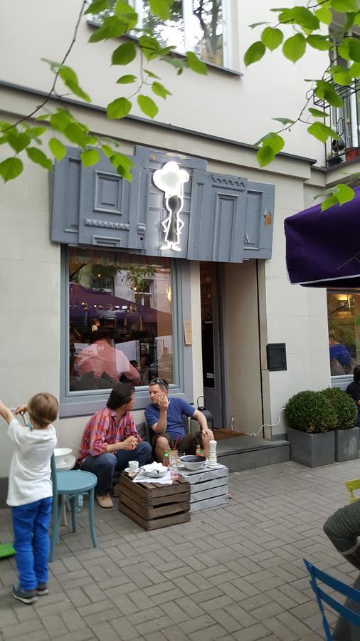 Sawa Hostel Warszawa Exteriör bild