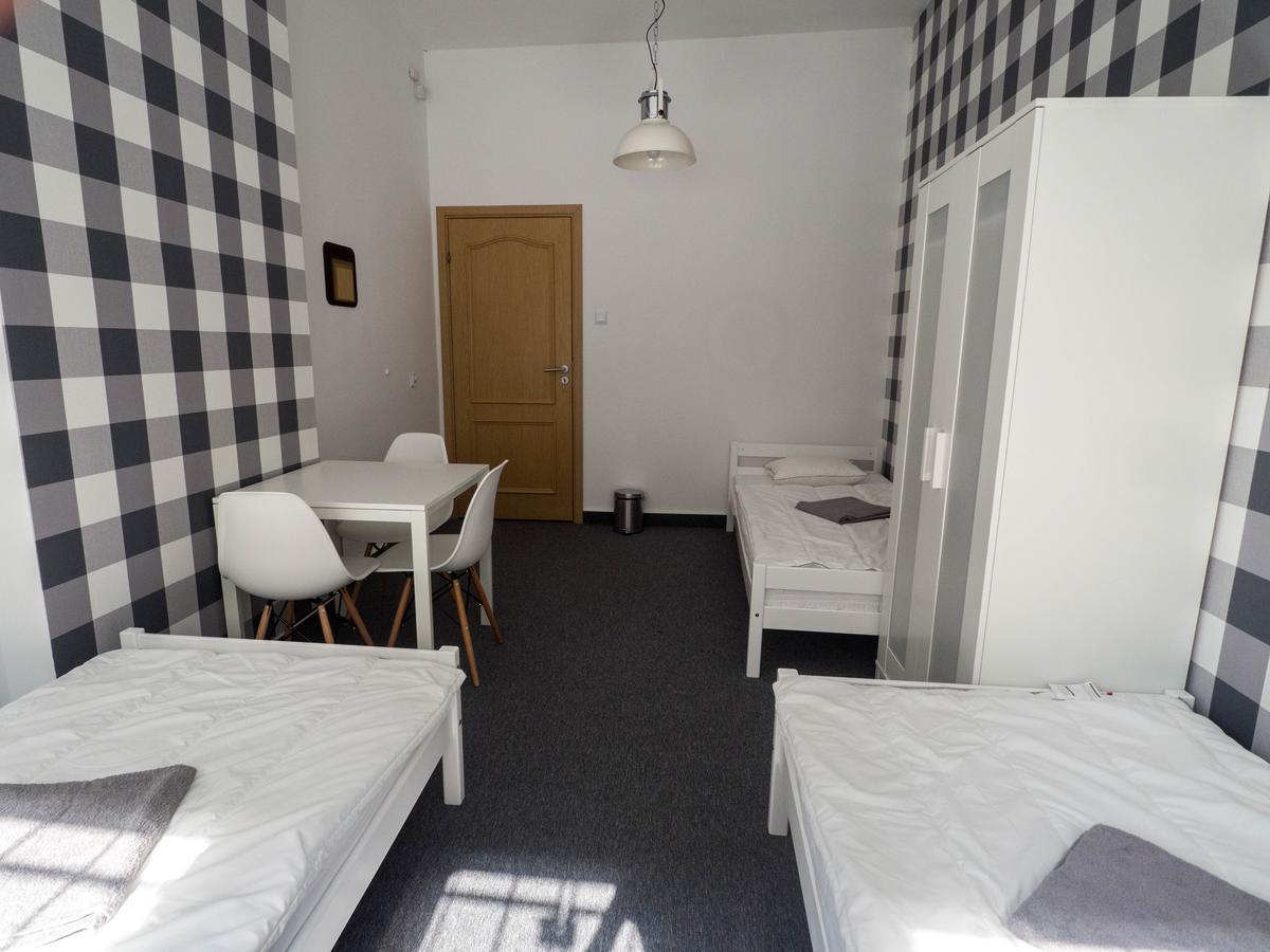 Sawa Hostel Warszawa Exteriör bild