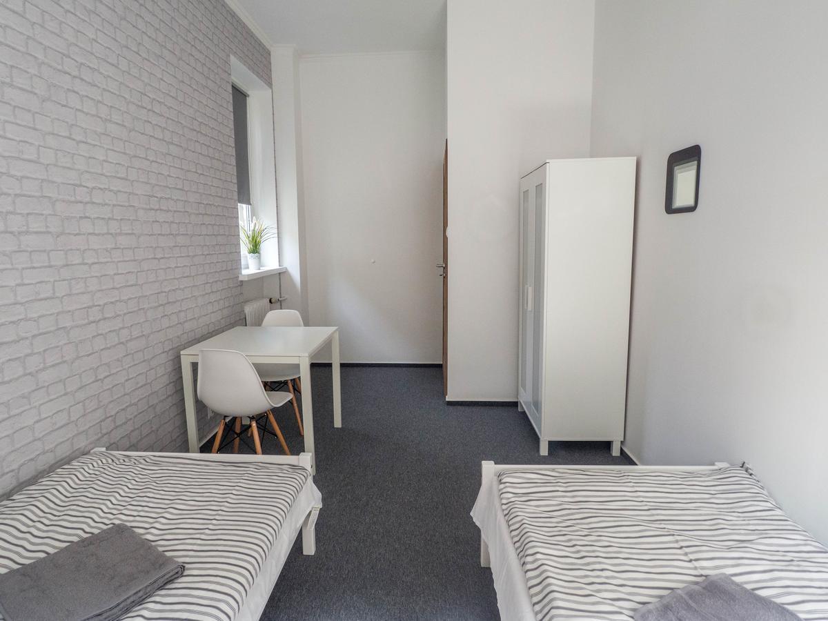 Sawa Hostel Warszawa Exteriör bild
