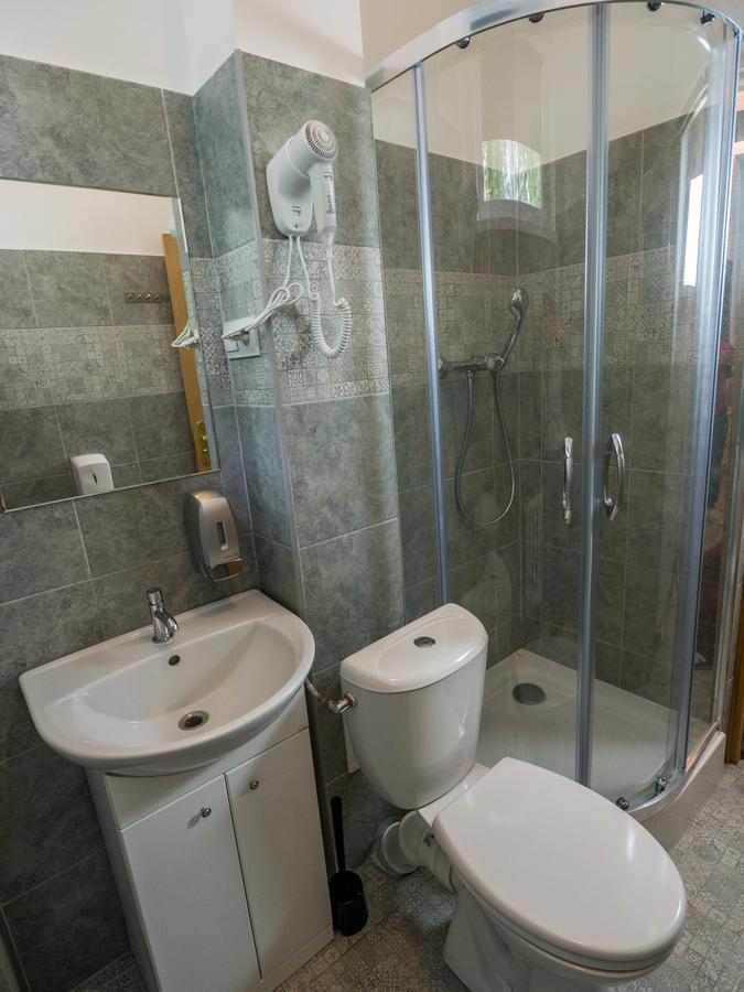 Sawa Hostel Warszawa Exteriör bild